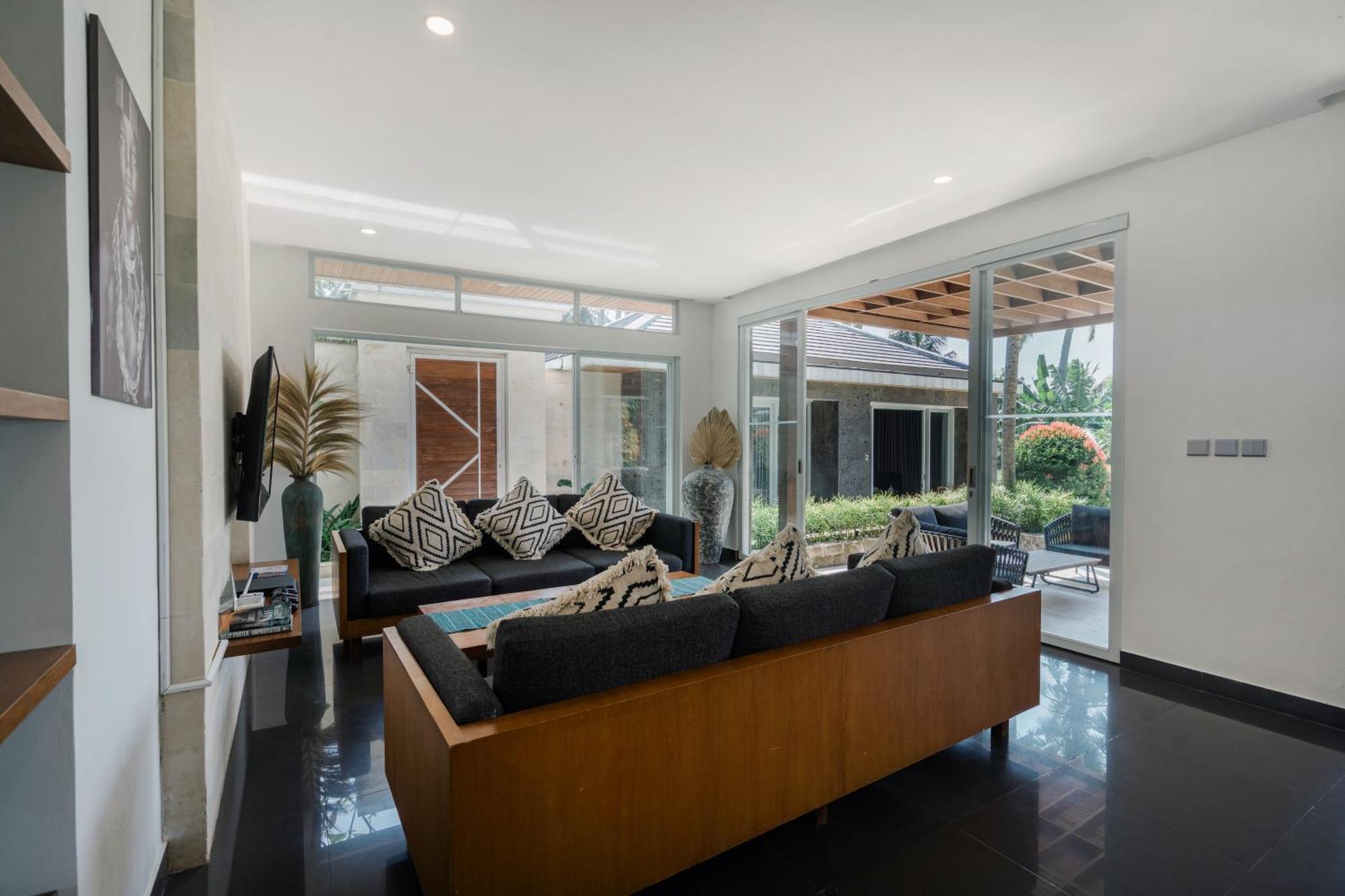 Coconut Grove Villa By Betterplace Убуд Экстерьер фото